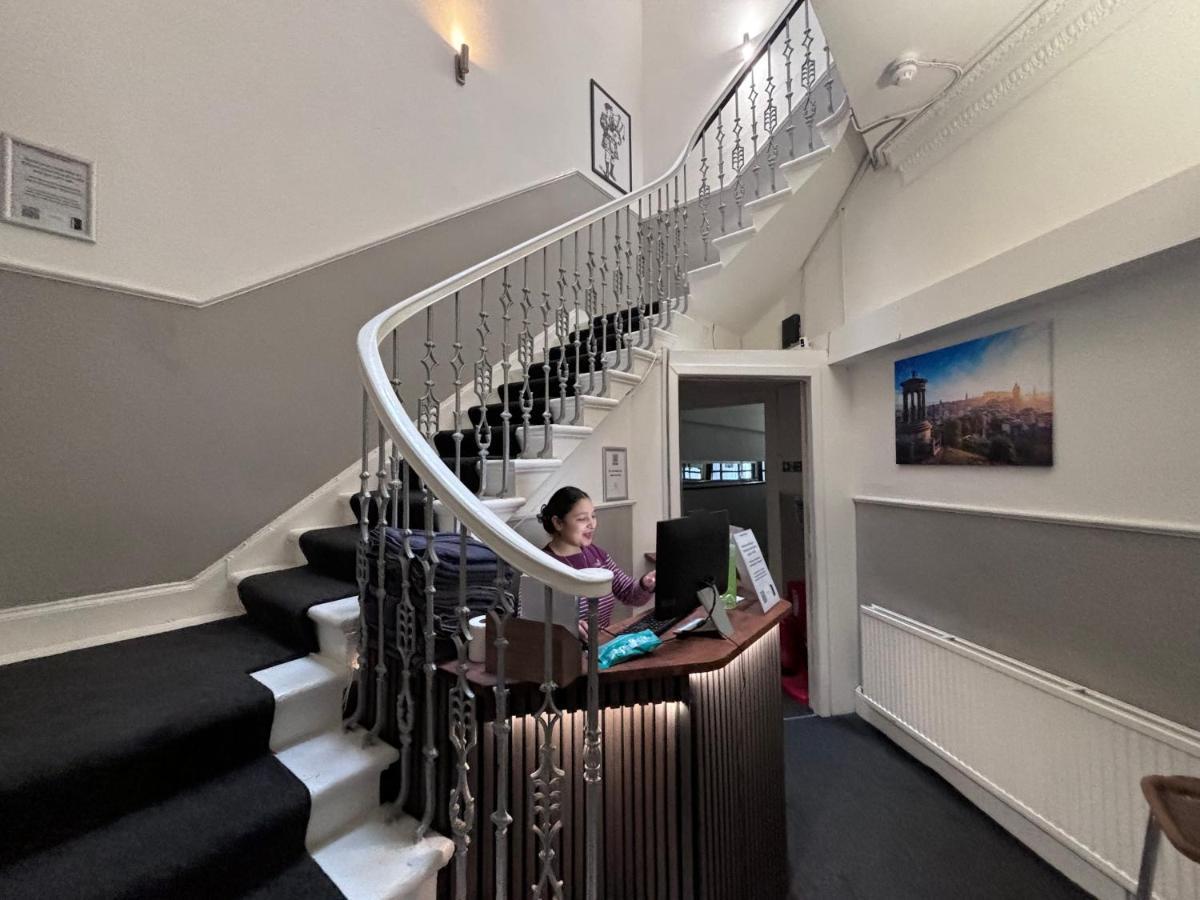 Haymarket Hostel Эдинбург Экстерьер фото