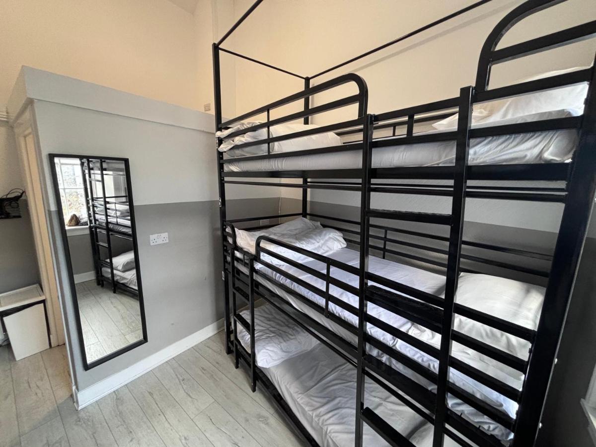 Haymarket Hostel Эдинбург Экстерьер фото